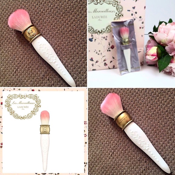 Other - Ladurée Le Merveilleuses Blush Brush (Paris) Pink
